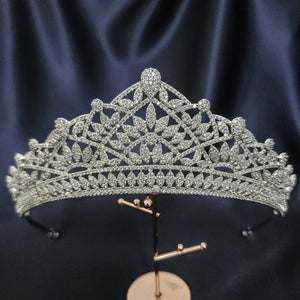 Charmaine Grand Crown