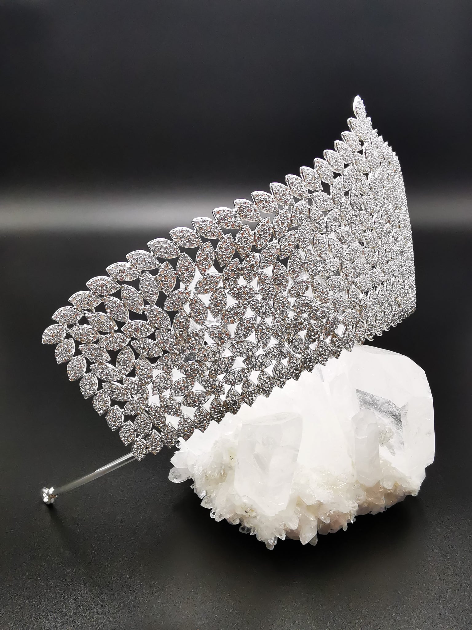 Mea Royal Crown